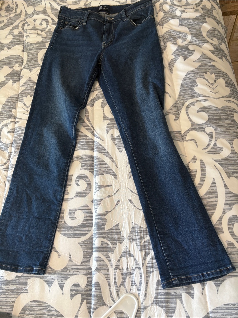 GAP Women's Straight Leg Jeans - Dark Blue Wash